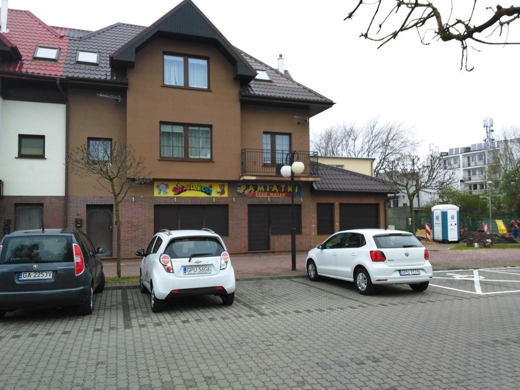 Stelmaszczyka Apartment & Rooms ヤスタルニャ エクステリア 写真